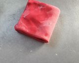 A picture of step 2 of Beetroot palak Choor Choor paratha.