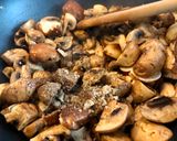 Foto del paso 2 de la receta: Champiñones salteados con cebollín