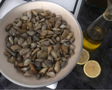 Foto del paso 2 de la receta: Tellinas al limón 🍋