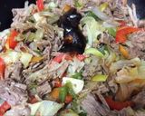 Foto del paso 3 de la receta: Jarrete sobrante de puchero con verduras y salsa Hoisin