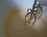 Foto langkah ke 1 dari resep Zebra Butter Cake.