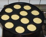 Foto langkah ke 4 dari resep Kue Cubit 1 Telor.