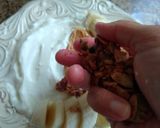 A picture of step 4 of American Breakfast: Banana Granola Yogurt.