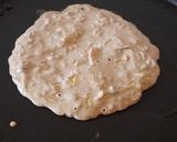 बाजरा मिर्ची का उत्तपम (Bajra mirchi ka uttapam recipe in Hindi) रेसिपी चरण 3 फोटो