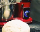 Foto del paso 1 de la receta: Pizza Mozza Lovers (bordes rellenos)
