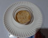 A picture of step 5 of Strawberry Mouse Cake.
