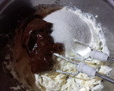 Foto del paso 3 de la receta: Torta brownie con cheesecake de dulce de leche😘 molde de 24 cm