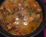 Foto del paso 4 de la receta: Arroz con pollo costillar y bajocas(judías)