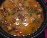 Foto del paso 4 de la receta: Arroz con pollo costillar y bajocas(judías)