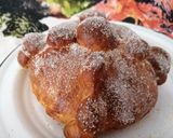 Foto del paso 8 de la receta: Pan de muerto en freidora de aire
