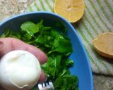 Foto del paso 4 de la receta: Ensalada de rúcula y huevo pasado por agua