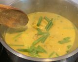A picture of step 4 of Kuku paka - African chicken curry.
