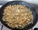 Foto del paso 3 de la receta: Revuelto de habas