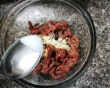 A picture of step 1 of Beef stir fry.