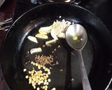 A picture of step 1 of Ghiya peel chutney.