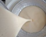 Gambar langkah 2 resipi Puding Roti Karamel.