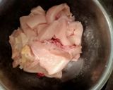 Foto langkah ke 1 dari resep Ayam goreng ketumbar.