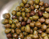 A picture of step 1 of Amaranth and Hara cholia Curry.