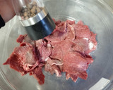 Foto del paso 2 de la receta: Ternera macerada en mostaza