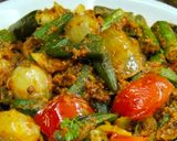 A picture of step 3 of Bhindi do pyaza.