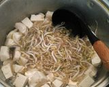 Foto langkah ke 4 dari resep 콩나물 국Kongnamul Guk (Sup Tauge Korea).