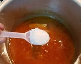A picture of step 4 of Chana Kurma Hotel style.