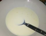 A picture of step 4 of Pineapple Peanut Milk drink.