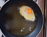 Foto del paso 3 de la receta: Huevos rotos con chistorra