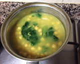 Foto del paso 3 de la receta: Potaje de acelgas y garbanzos al curry