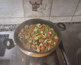 Foto del paso 3 de la receta: Salteado de patatas