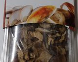 Foto del paso 1 de la receta: Risotto de setas y boletus secos, con un truco para que salga más cremoso