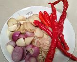 Foto langkah ke 2 dari resep Ayam Masak Pedas.