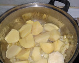Foto del paso 2 de la receta: Guiso de merluza súper fácil y barato