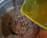 Foto langkah ke 3 dari resep Brownis Kukus Tabur Keju.