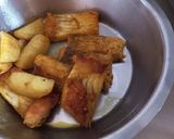 ফুলকপি দিয়ে কাতলা মাছের ঝোল। (Fish curry with Cauliflower recipe in Bengali) রেসিপি ধাপ - 2 ছবি