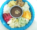 Foto langkah ke 4 dari resep Rujak Buah Manis.