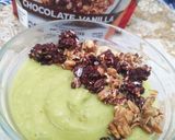 Foto langkah ke 3 dari resep Smoothies Alpukat / Avocado Smoothies Granola.