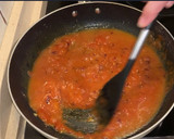 Foto del paso 5 de la receta: Almejas en salsa de tomate