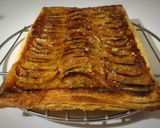 Une image de l'étape 10 de Tarte feuilletée aux pommes 🍎.