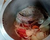 Foto del paso 2 de la receta: Carne a la cacerola con salsa de carne