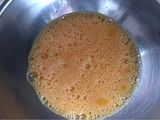 Bacon-be göngyölt csirkemell-csíkok pirított gombával, sajttal sütve