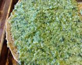 A picture of step 1 of Basil pine nuts pesto.