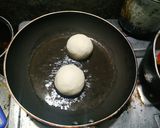 Foto langkah ke 12 dari resep Hotteok (호떡) tradisional Korea - Korean Sweet Pancake.