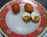 รูปขั้นตอนการทำที่ 3 ของ ยำไข่ไก่เค็ม