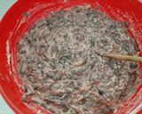 Foto del paso 3 de la receta: Budín de hojas de betarragas y queso