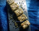 A picture of step 5 of Green moong dal barfi.