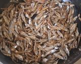 Foto del paso 6 de la receta: Charales en salsa de guajillo