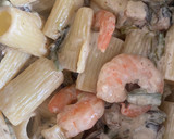 Foto del paso 3 de la receta: Rigatoni con setas shiitake, espárragos y colas de langostino
