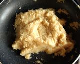 A picture of step 3 of Apple burfi.