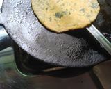 चटपटा मेथी पराठा विथ चटनी (Chatpata methi Paratha recipe in Hindi) रेसिपी चरण 4 फोटो
